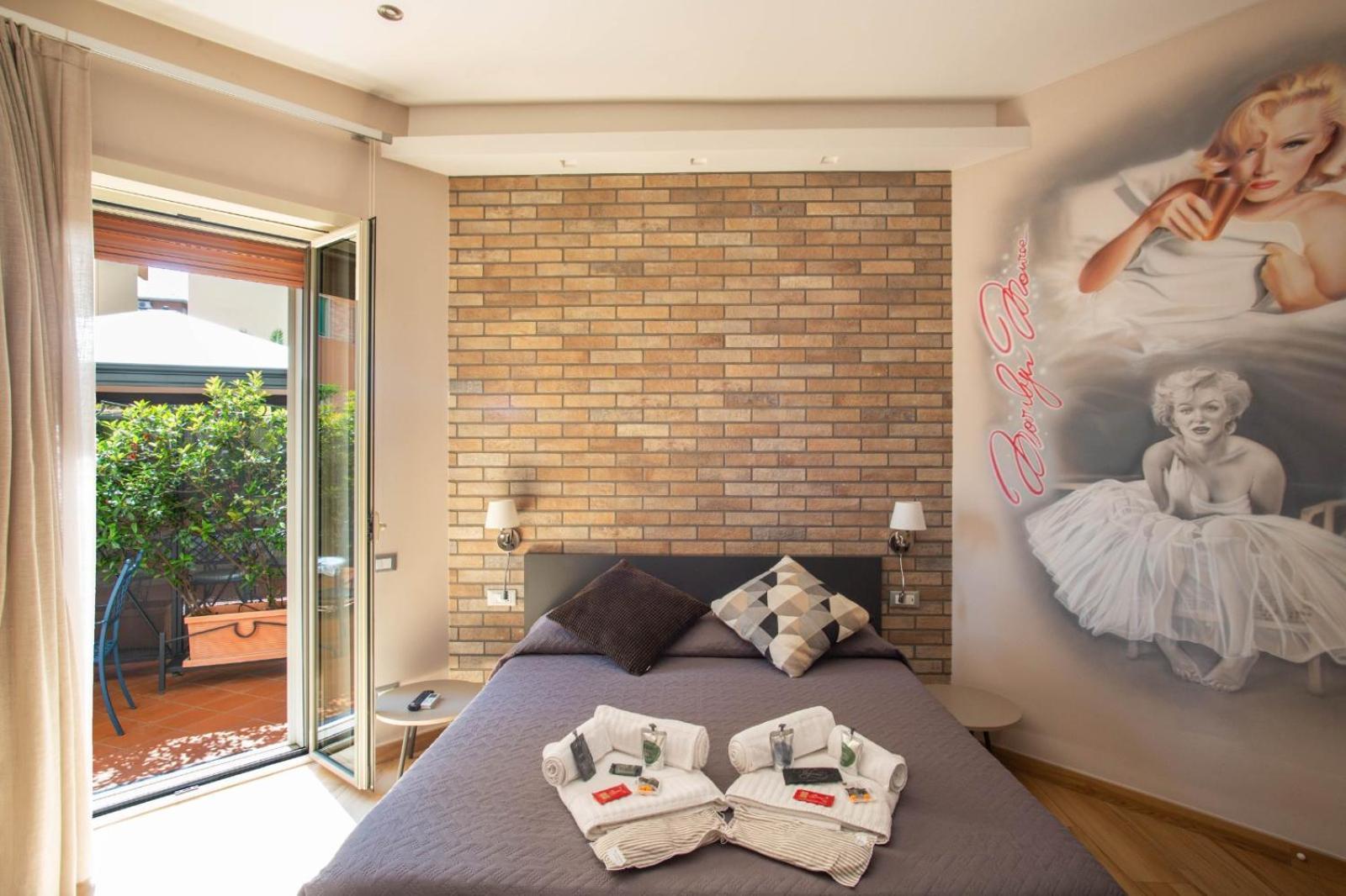 Little Rock Guest House Gaeta Bagian luar foto