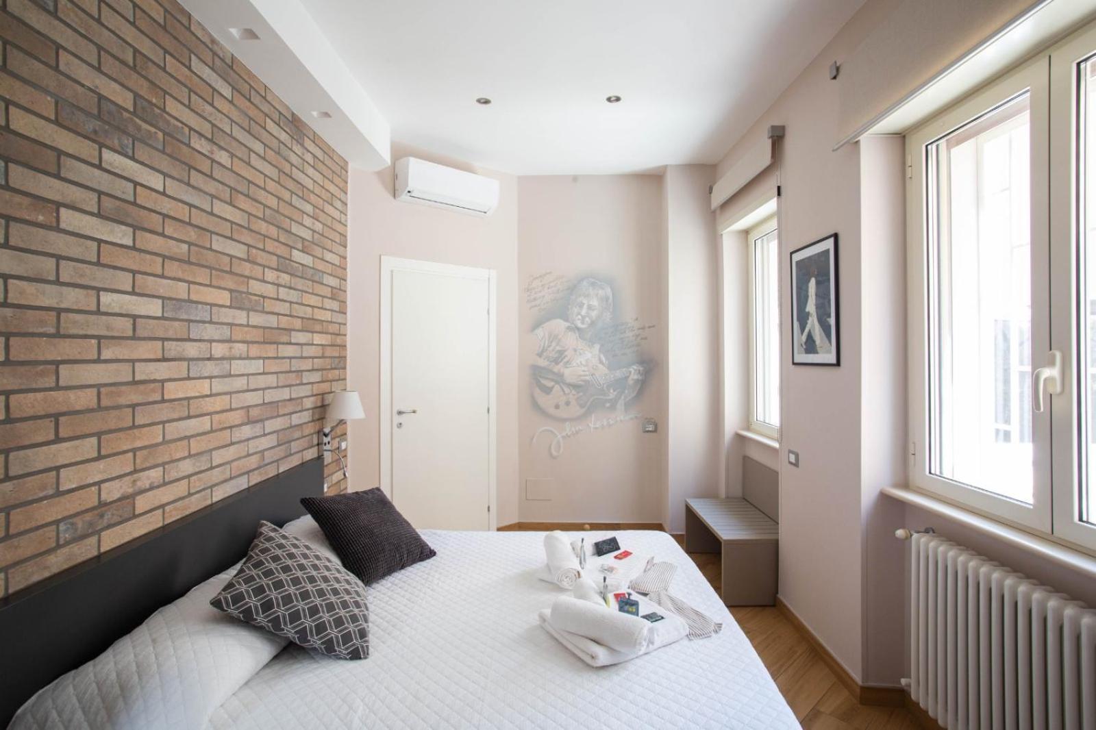 Little Rock Guest House Gaeta Bagian luar foto