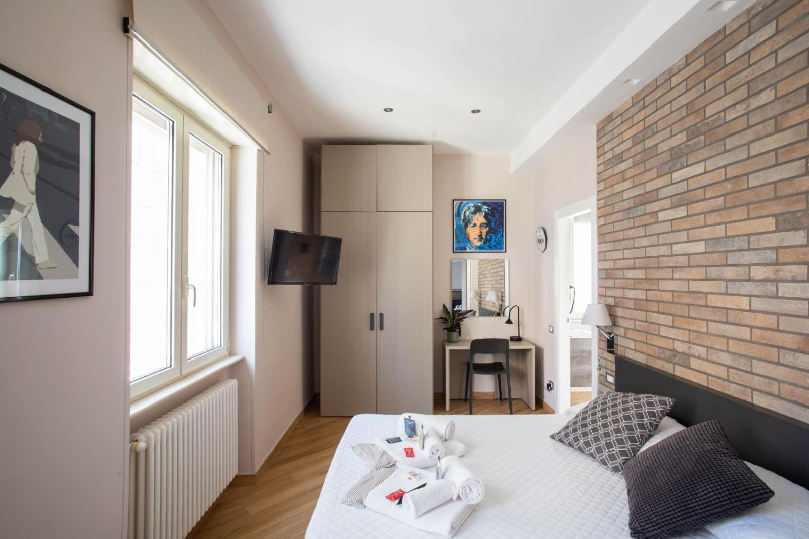Little Rock Guest House Gaeta Bagian luar foto